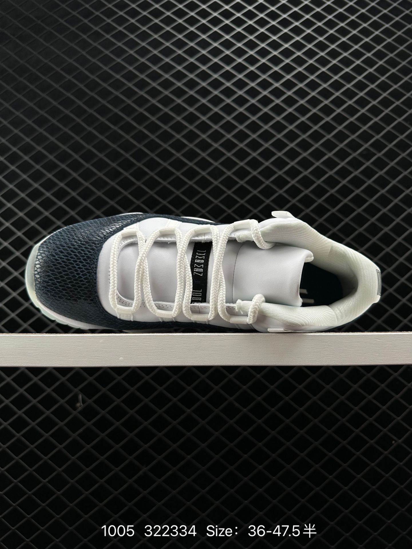 Air Jordan 11 Low “Navy Blue Snakeskin”